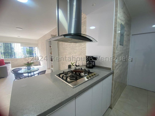 Sq Vendo Apartamento En La Urbina D24-24925s