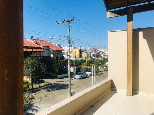 Casa Em Hípica Com 3 Dormitórios - Mi270020