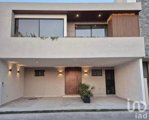 Venta Casa 4 Ambientes Horizontes Residencial