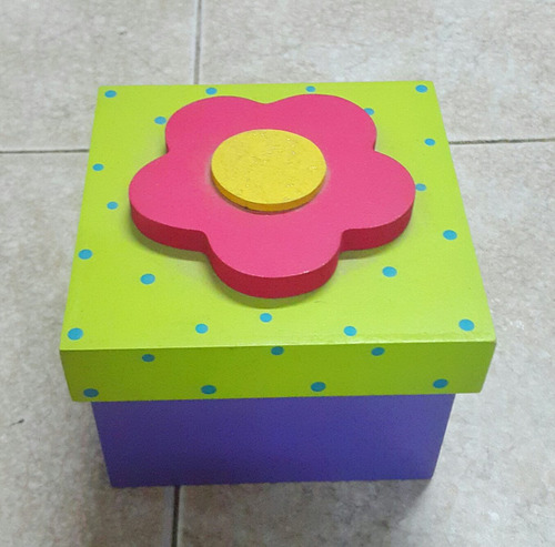 Cofre Caja De Madera Artesanal Decoracion Colores Flores