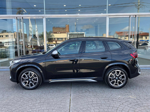 Bmw X1 20i Xdrive Okm Año 2023 - Black Edition - No Audi Q3