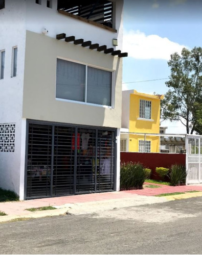 Casa En Tlajomulco, Arbolada, Rh*