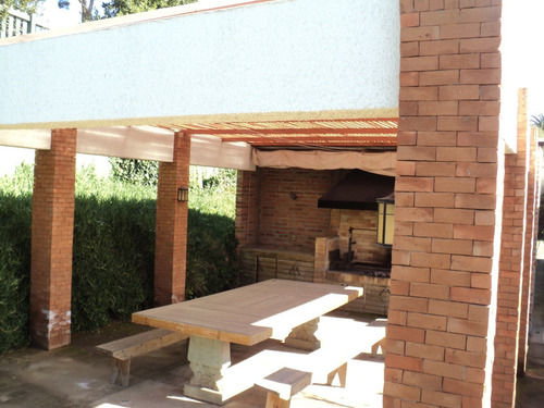 Se Vende Casa Hermosa Vista Rio - Mar