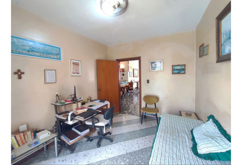 Vendo Casa 390m2 5h/4b/4p Vista Alegre 5758