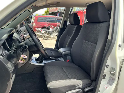 Suzuki Grand Vitara SZ 2.4 MT 4X2