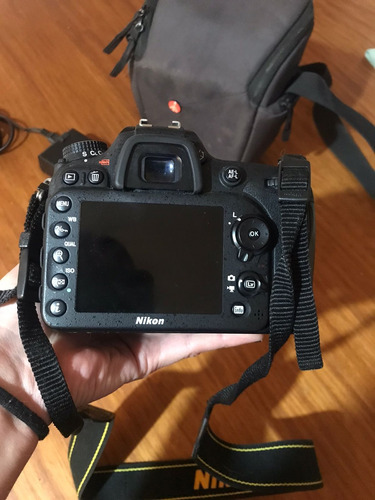 Nikon Kit D7200 + Lente 18-140mm Vr Dslr Color  Negro 