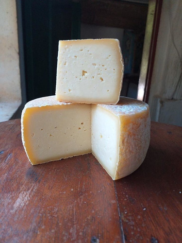 Queijo Dona Iaiá (merendeiro)