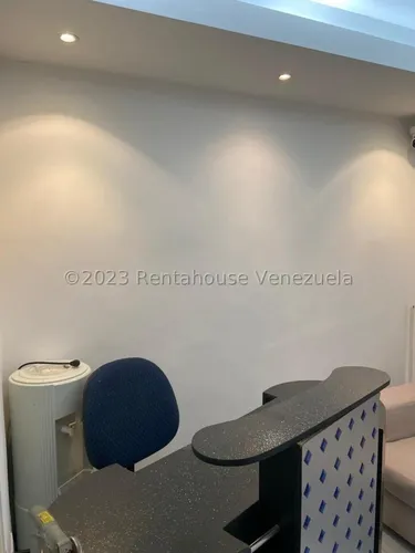 Oficina En Venta - Delia Pereira