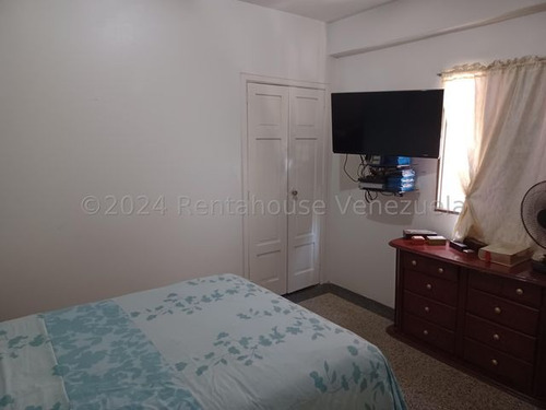 Apartamento En Venta En La Campiña 25-18032 Yf
