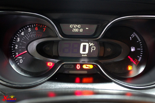 Renault Captur 2.0 16v Intense Aut. 5p