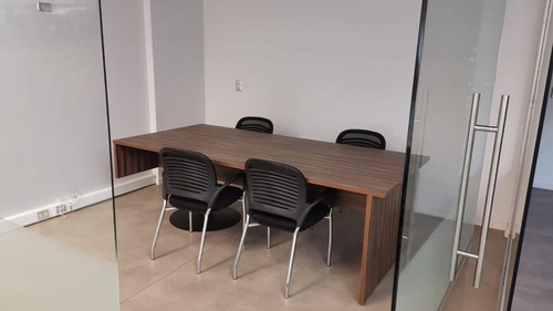 Amplia Oficina/ Planta Libre/ Bajos Ggcc/ 200 Mt2/ Estoril