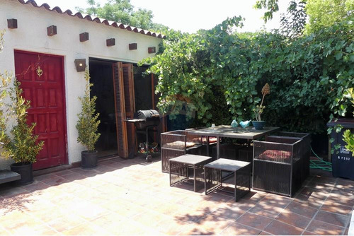 Preciosa Casa A Pasos De Colegio Manquehue
