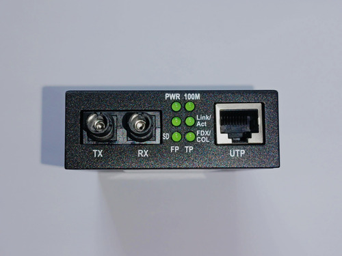 Convertidor De Medios Beyondtech 10/100 Multimodo 1.5km 1310