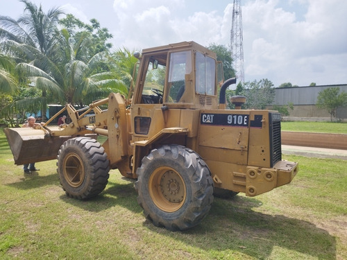 Imagen 3 de 8 de Payloader Caterpillar 910 E Alquiler Venta