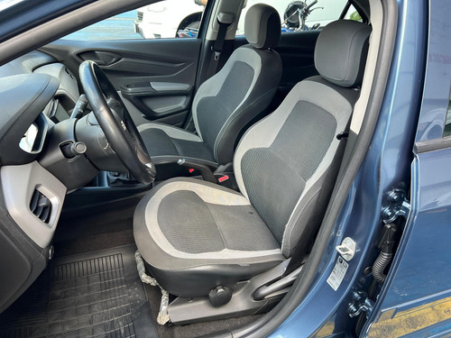 Chevrolet Onix 1.0MT LT