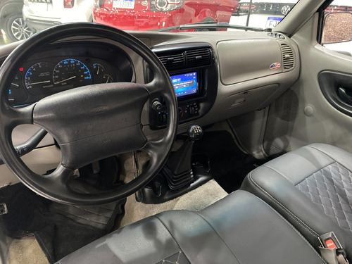Imagem 9 de 11 de Ford Ranger Cs Xl 4.0 V6 4x2 1995
