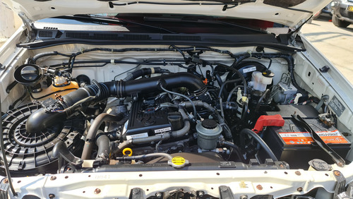 Toyota Hilux 2.7 Srv Cab. Dupla 4x4 Flex Aut. 4p