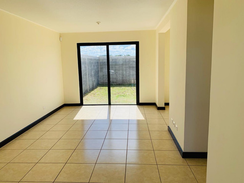 Imagen 4 de 7 de Casa En Venta En Zona 16