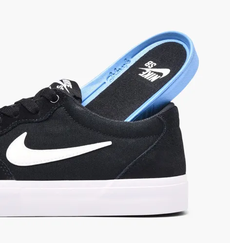 Nike sb 2025 chron solarsoft negras