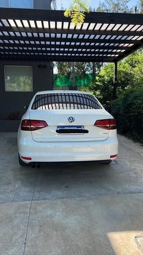 Imagen 16 de 18 de Volkswagen Vento 1.4 Tsi Highline Dsg At