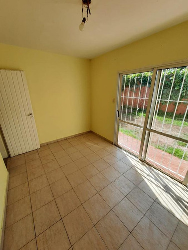 Imagen 4 de 12 de Casa - Ituzaingó