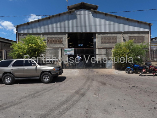 Maria E. Alquila Galpón De Alta Capacidad, Perfecto Para Almacenamiento Y Producción!! Construcción Reciente, En Zona Industrial 2, Lara#25-20201**1.208m2**