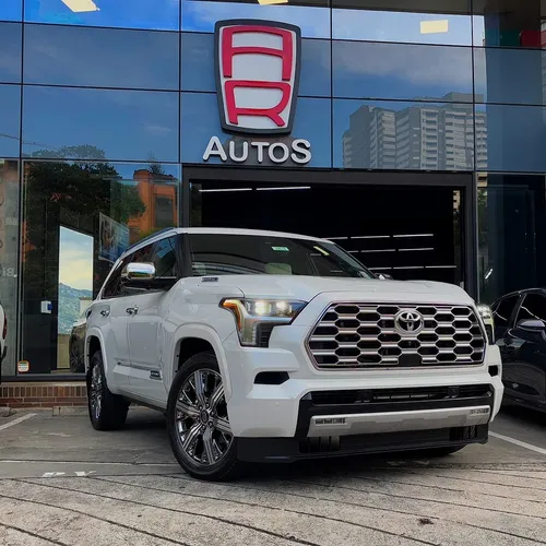 Toyota Sequoia 3.5 V6 Capstone