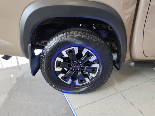 Nissan Frontier 3.8 V6 Pro-4X 4Wd At