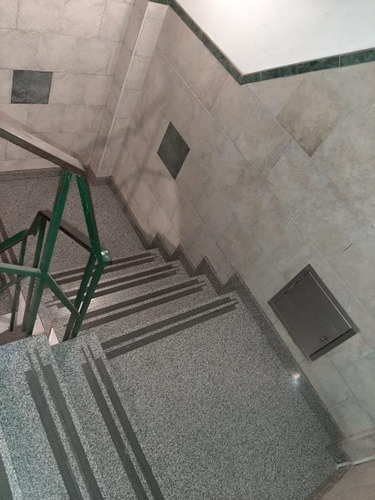 Imagen 5 de 14 de Oficinas Comerciales En Venta - Moron Centro