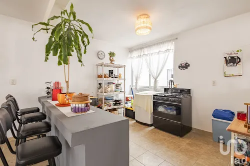 Venta Casa 7 Ambientes Adolfo Ruiz Cortínes