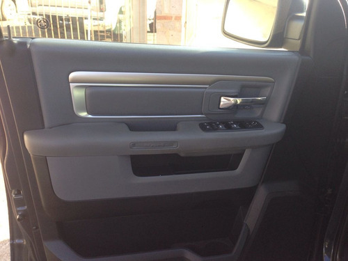 Imagen 10 de 15 de Dodge Ram 1500 Crew/cab 4x4 V6 Aut 2016 Azul Acero