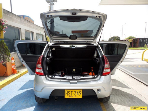 Imagen 14 de 25 de Renault Sandero Authentique