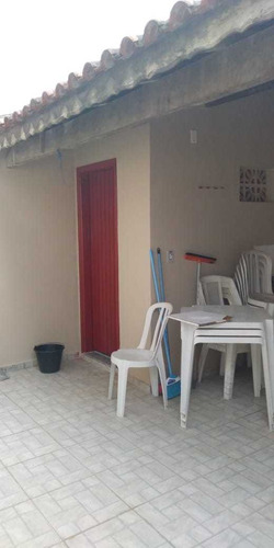 Alugo Casa De Praia Para Finais De Semana E Temporadas, Ótima Localização Á 294 Metros Da Praia, Casa Bem Cuidada Por Caseira, Arejada, Limpa, Sem Mofo Ou Bolor, Acomodação Para Até 11 Pessoas.