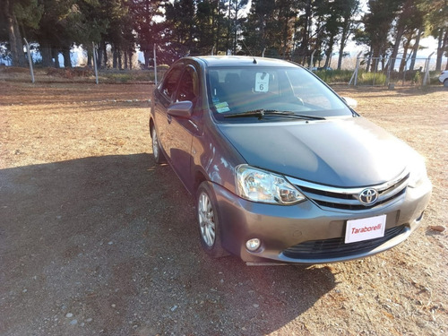 Imagen 3 de 12 de Toyota Etios 1.5 Sedan Xls - Taraborelli Usados Brc *