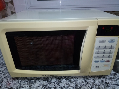 Vendo Microondas Electrolux.no Hago Envios. (Usado)