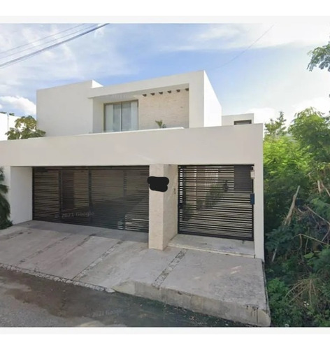 Casa En Remate Cerca De Plaza City Center En Montebello Mérida Yucatán