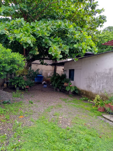 Se Vende Casa Barrio La Goajira Sector Mesa De Cavacas Ve08-253bg-cgar