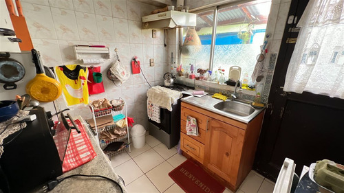 Casa En Venta De 3 Dorm. En Concepción