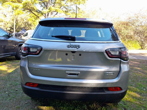 Imagen 7 de 18 de Jeep Compass Longitude Plus Pg