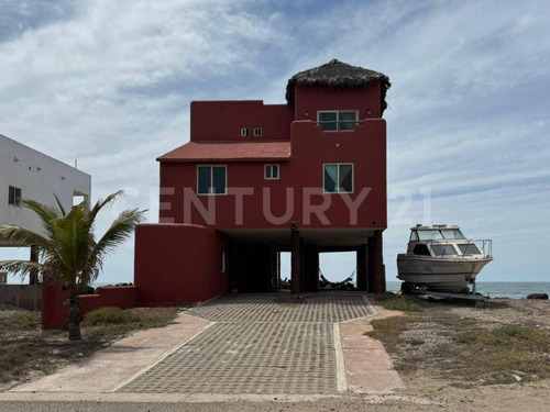 Casa En Venta En Miramar Villas, Nuevo Altata, Navolato, Sinaloa