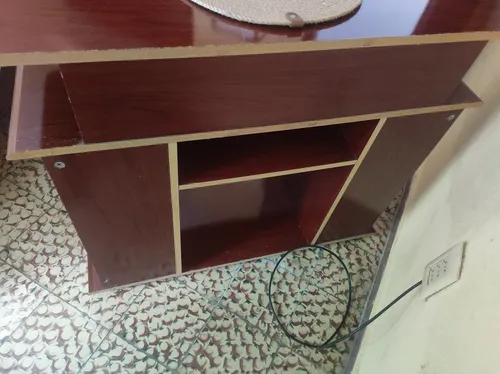 Rack Para Tv Y/o Equipo De Música. Caoba (Usado)