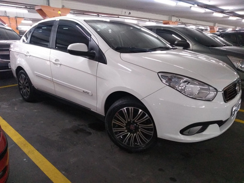 Fiat Grand Siena 2018 1.6 16v Essence Flex 4p