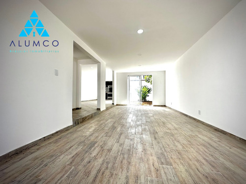 Casa En Venta En Una Cerrada En Momoxpan, Cerca De Periférico Y La Recta A Cholula