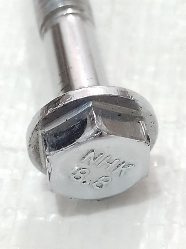 Tornillo Bancada De Manubrio 6x35 Mm Original Honda Varias Plateado