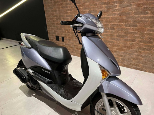 Imagem 4 de 9 de Honda Lead 110