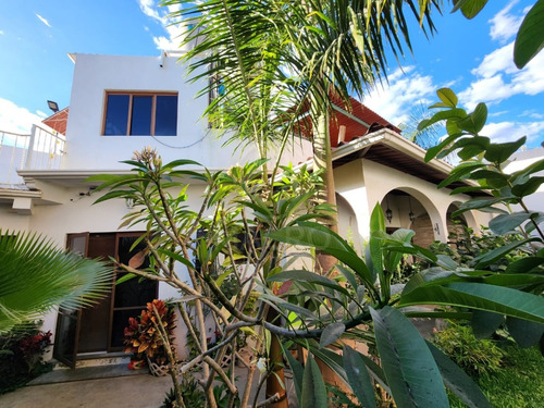 Casa En Venta En Col. Gabriel Tepepa Con Departamento Y Roof Garden
