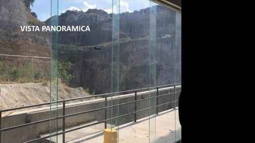 Imagen 2 de 13 de Rento El Mejor Local En El Corredor Industrial De Querétaro