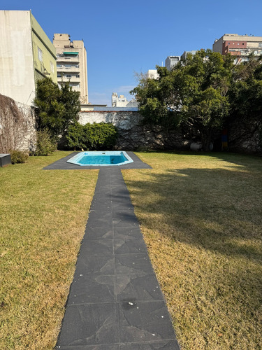 Espectacular 2 Amb Contrafrente Con Parque, Pileta Y Cochera