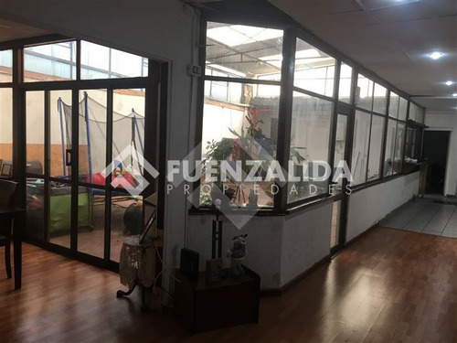 Venta Casa Providencia De 6 Dormitorio 5 Baños