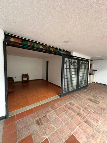 Local En Arriendo En Barrio Blanco. Cod A18101